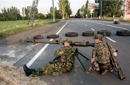 Dân Donetsk sơ tán trước nguy cơ giao tranh lớn